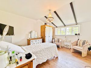 Photo 17- click for photo gallery